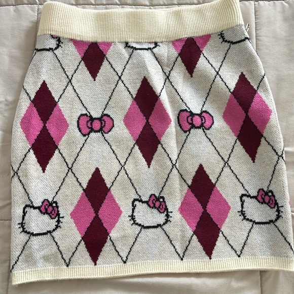 Hello Kitty & Friends Argyle Mini Skirt forever21 - Picture 5 of 6